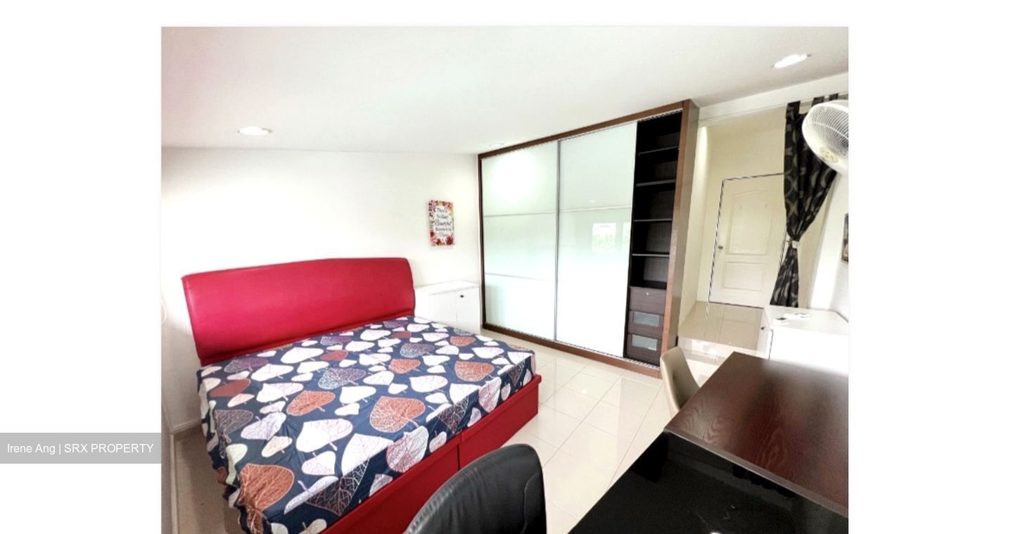 Charlton Park (D19), Semi-Detached #589632691